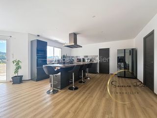  Villa � vendre 6 pi�ces 181 m�