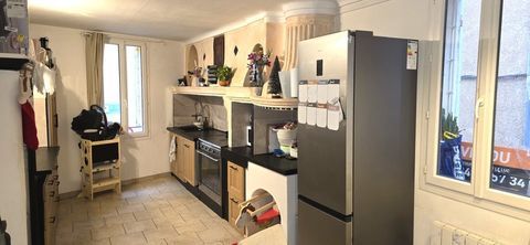   Maison de village T4 de 80,6 m2 avec garage et terrasse trop�zienne Maison - 4 pi�ce(s) - 81 m�