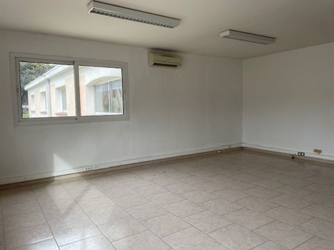 Local/bureau &agrave; louer MOUANS SARTOUX (06) 565 06370 Mouans sartoux