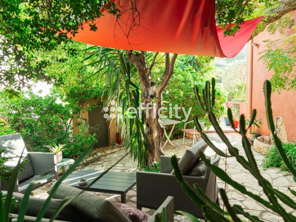 � vendre  Maison Marseille 8