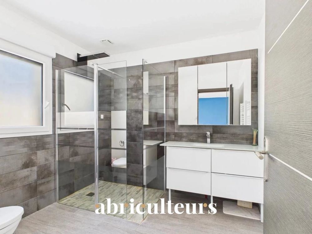 � vendre  Maison Bagnols-en-For�t (83600)