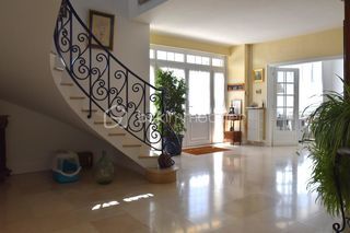  Propri�t�/ch�teau � vendre 11 pi�ces 303 m�