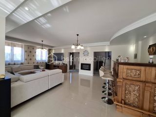  Maison � vendre 7 pi�ces 244 m�