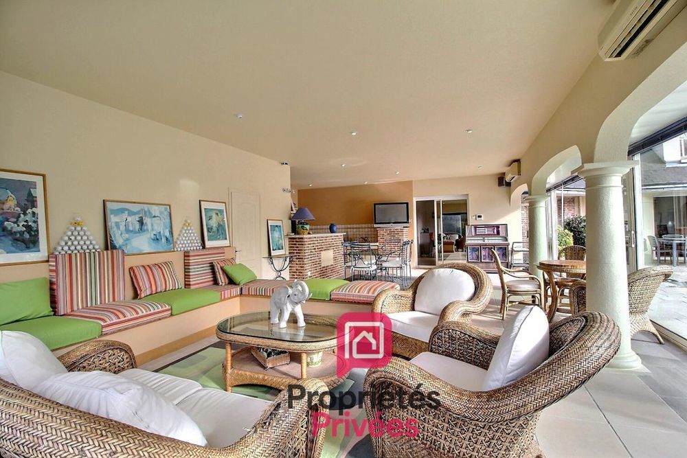 � vendre  Maison Villemandeur (45700)