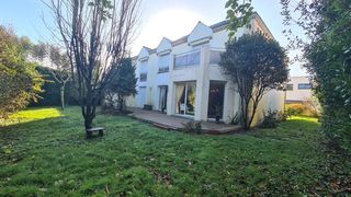  Maison � vendre 7 pi�ces 220 m�