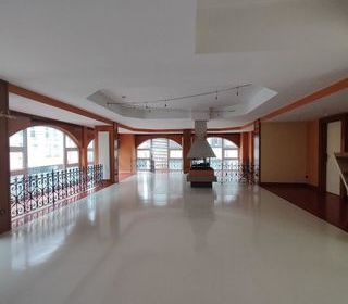  Appartement � vendre 6 pi�ces 344 m�