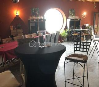  Immeuble � vendre 2 pi�ces 700 m�