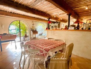  Maison � vendre 13 pi�ces 357 m�