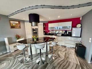  Appartement � vendre 3 pi�ces 90 m�