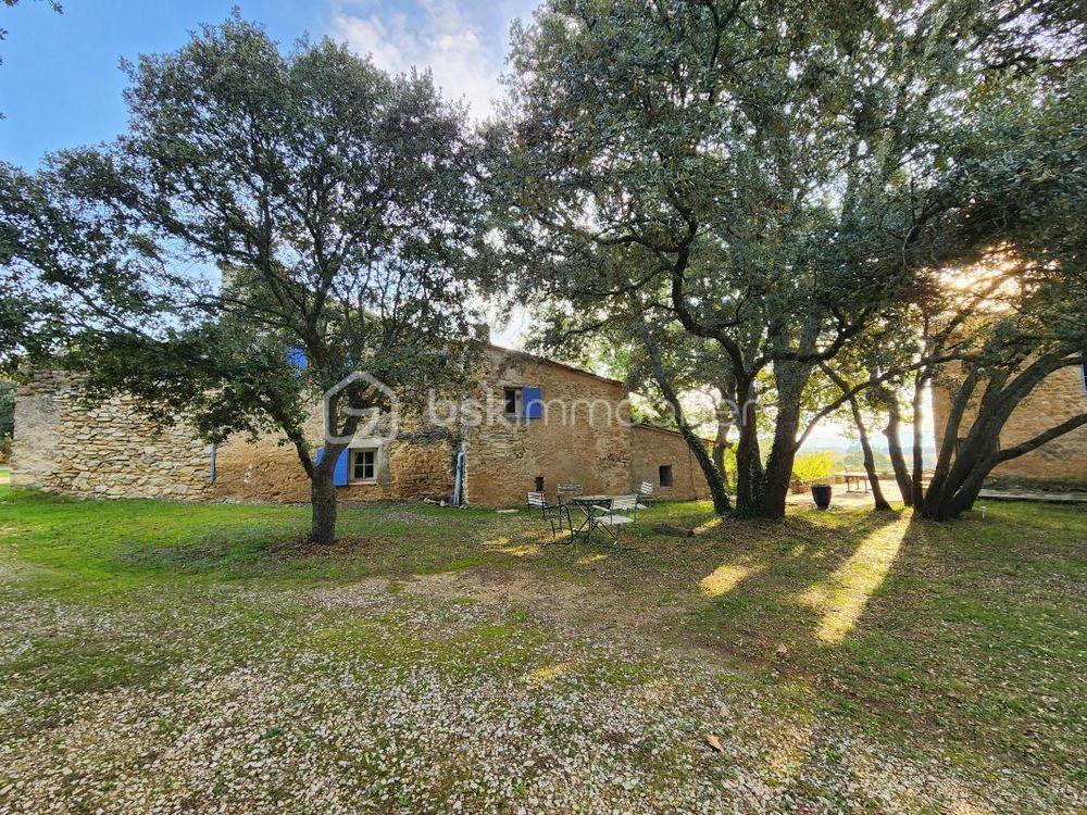 � vendre  Propri�t�/ch�teau Cucuron (84160)