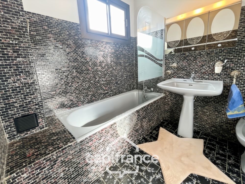 � vendre  Maison Ormesson-sur-Marne (94490)