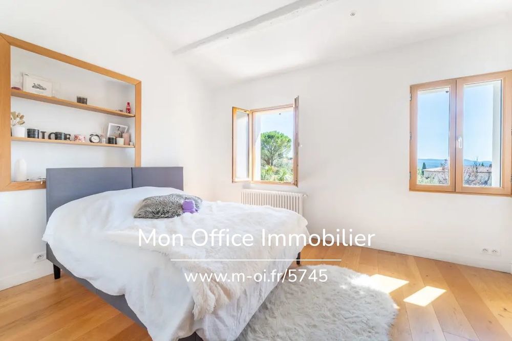 � vendre  Maison Aix-en-Provence (13090)