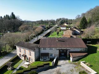  Maison � vendre 9 pi�ces 212 m�