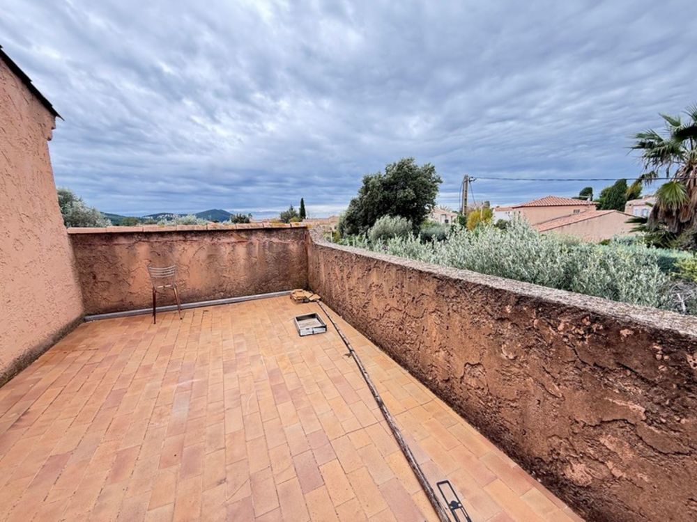 � vendre  Maison Saint-Cyr-sur-Mer (83270)