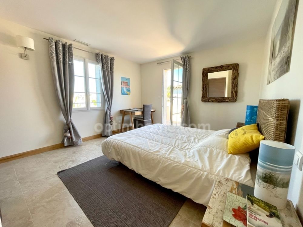 � vendre  Maison Aigues-Mortes (30220)