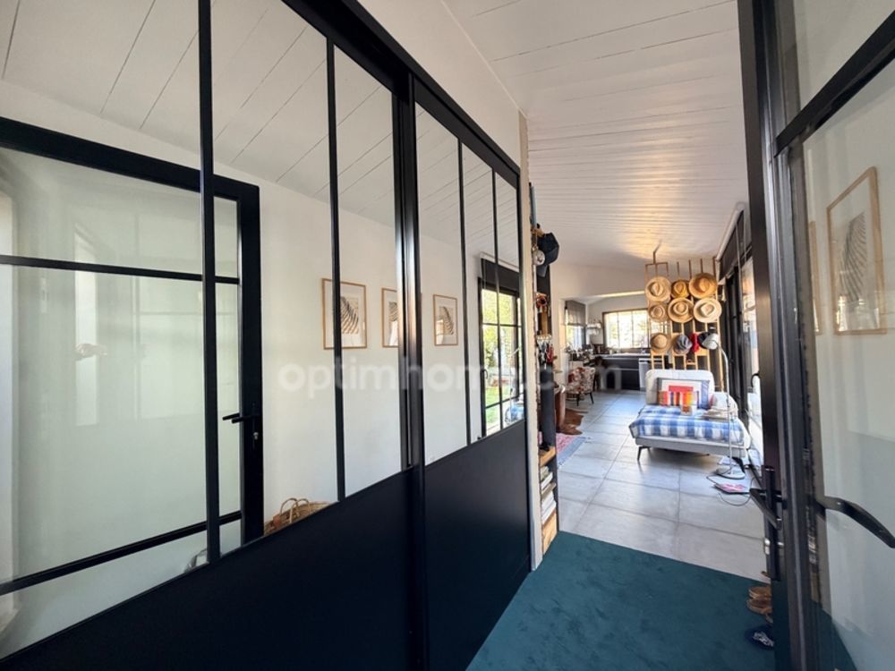 � vendre  Maison Le Bois-Plage-en-R� (17580)