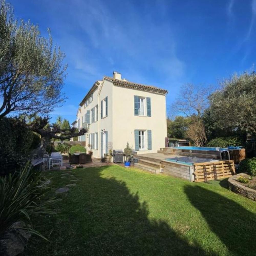 � vendre  Maison Cogolin (83310)