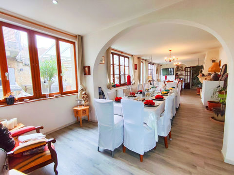   Maison de caract�re � 319 m� � 10 chambres � Villaines-en-Duesmois (C�te-d'Or) Maison - 12 pi�ce(s) - 319 m�