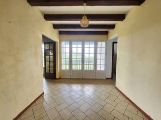  Immeuble � vendre 130 m�