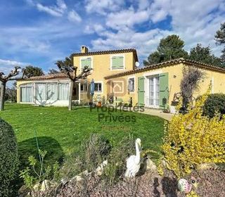  Villa � vendre 6 pi�ces 220 m�