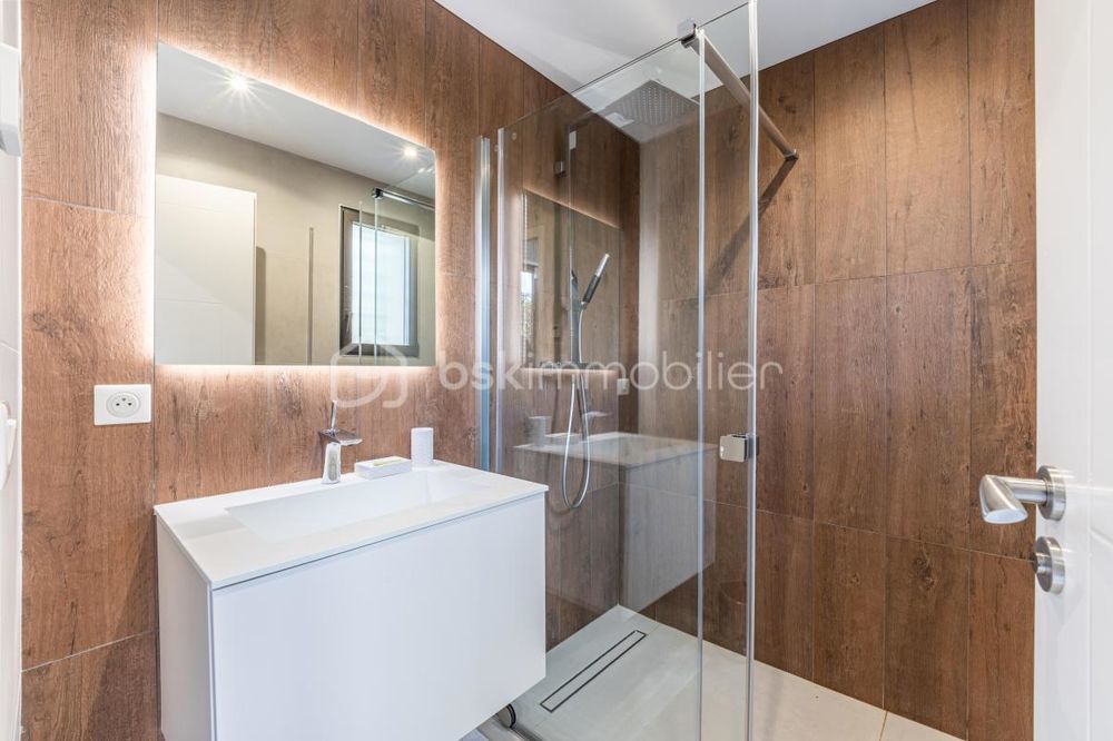 � vendre  Appartement Saint-Rapha�l (83700)