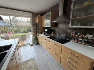  Maison � vendre 7 pi�ces 203 m�