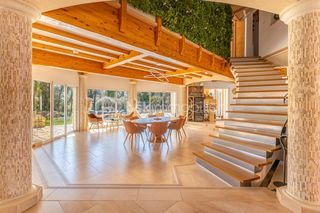  Propri�t�/ch�teau � vendre 9 pi�ces 337 m�