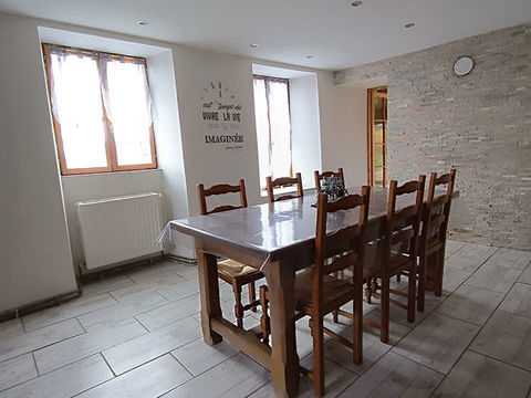   Maison 143 m2 � 4 chambres � terrain 370 m2� terrasse -PUY GUILLAUME (63290) Maison - 6 pi�ce(s) - 143 m�