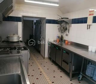  Immeuble � vendre 8 pi�ces 200 m�