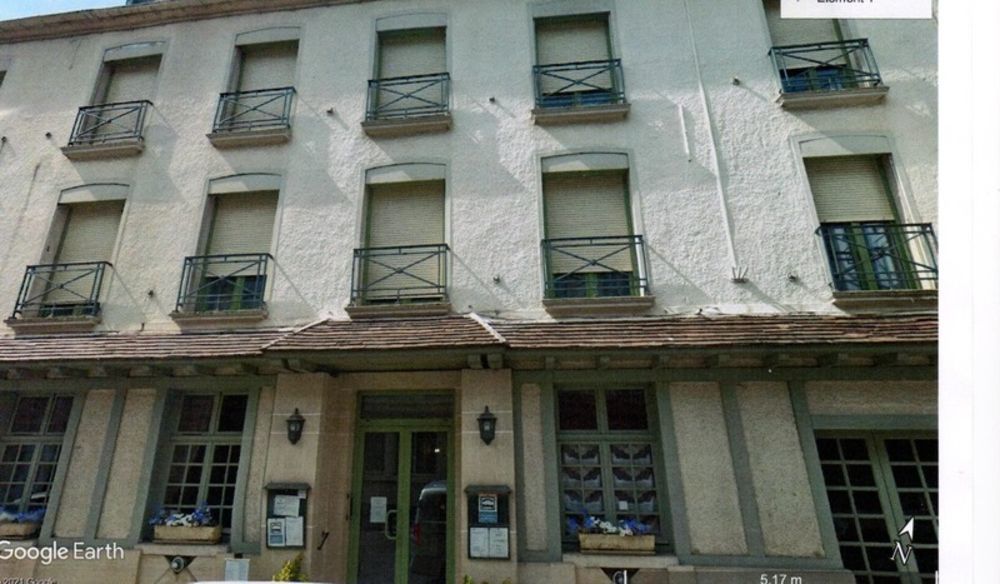 � vendre  Propri�t�/ch�teau S�zanne (51120)