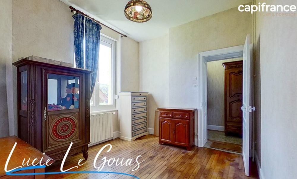 � vendre  Propri�t�/ch�teau Saulnes (54650)