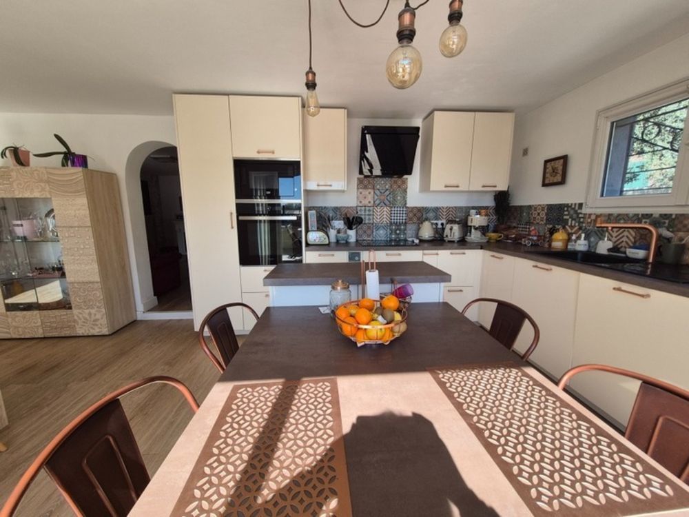 � vendre  Maison Solli�s-Toucas (83210)