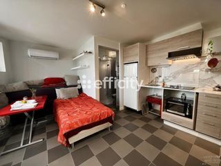  Immeuble � vendre 10 pi�ces 203 m�