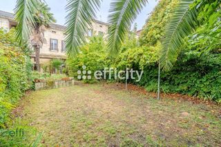  Maison � vendre 9 pi�ces 220 m�