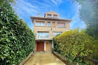  Maison � vendre 12 pi�ces 300 m�