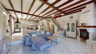  Maison � vendre 9 pi�ces 212 m�