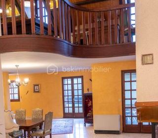  Maison � vendre 6 pi�ces 210 m�