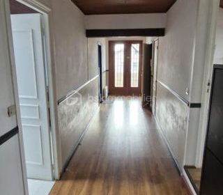  Maison � vendre 8 pi�ces 216 m�