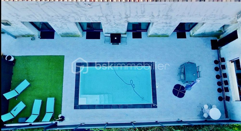 � vendre  Maison Montady (34310)