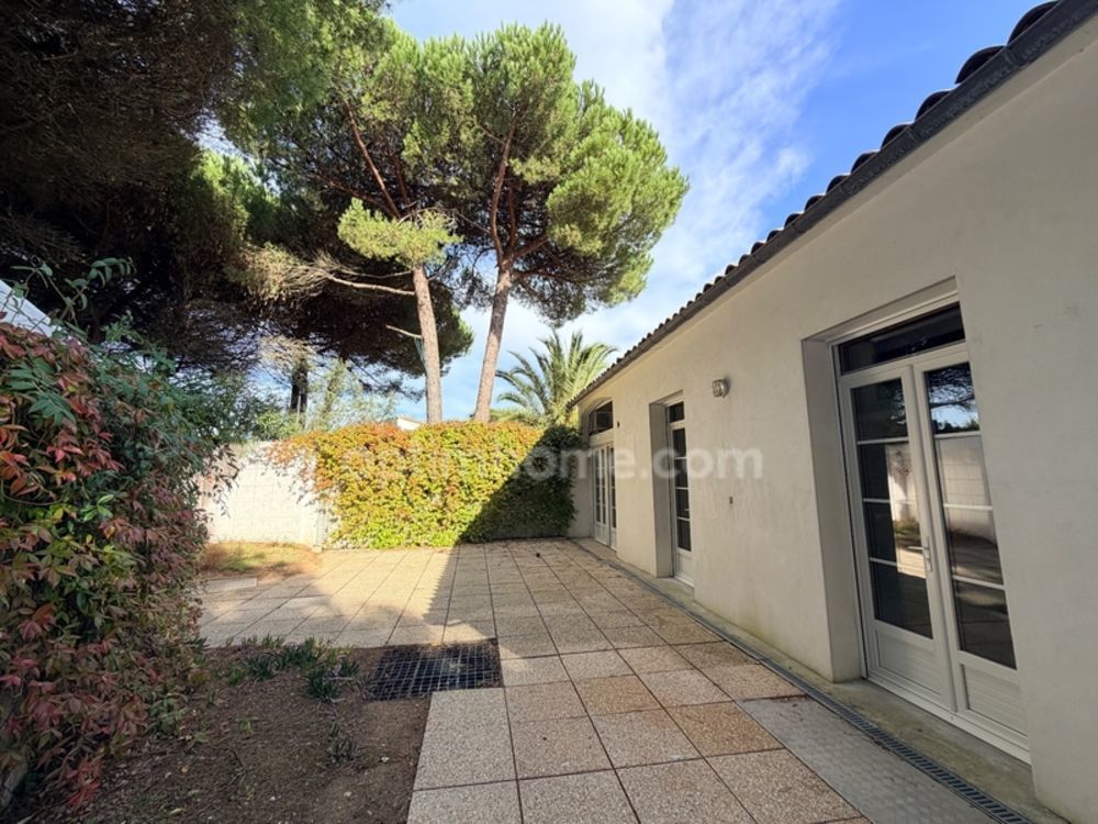 � vendre  Maison Le Bois-Plage-en-R� (17580)