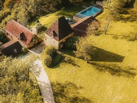   Maison � vendre 6 pi�ces SAINT LEON SUR VEZERE (24) Maison - 6 pi�ce(s) - 155 m�