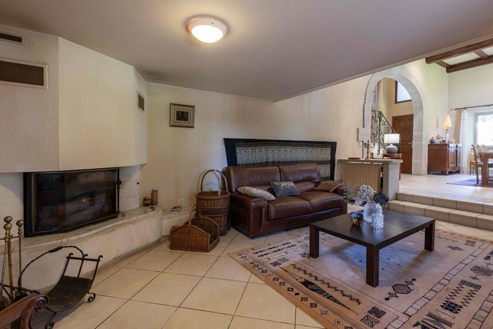 � vendre  Propri�t�/ch�teau Le Fied (39800)