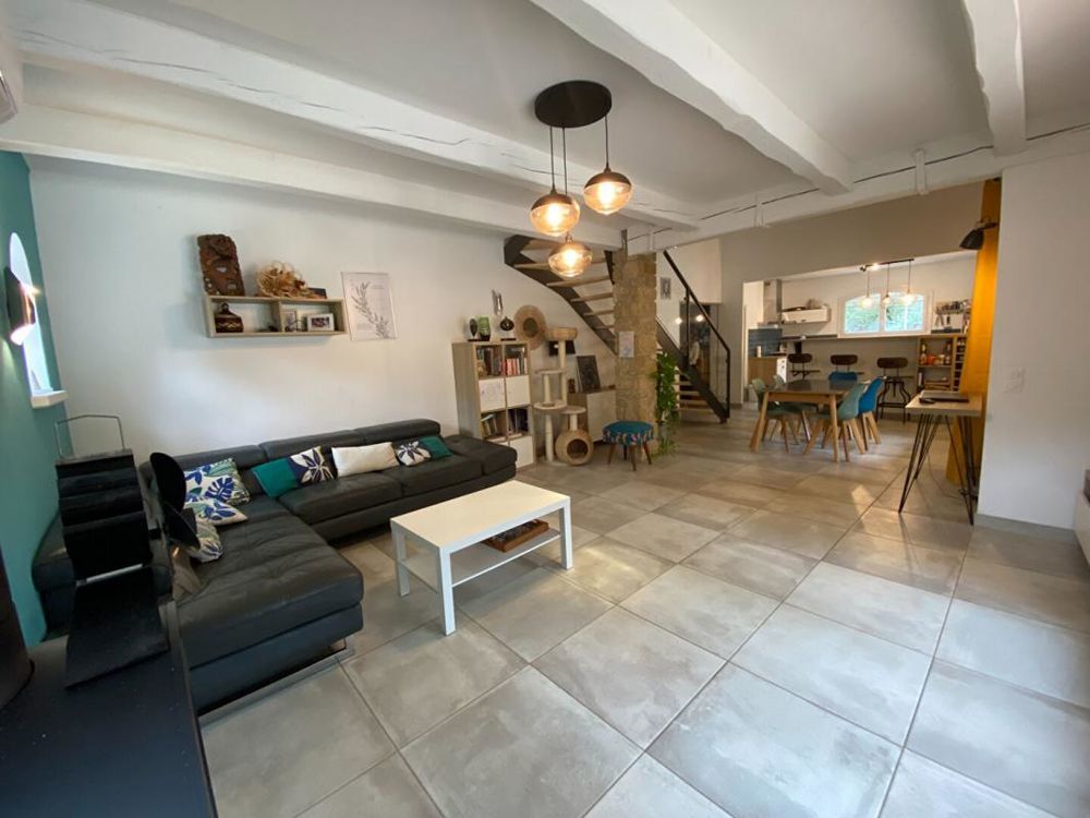 � vendre  Maison Grans (13450)