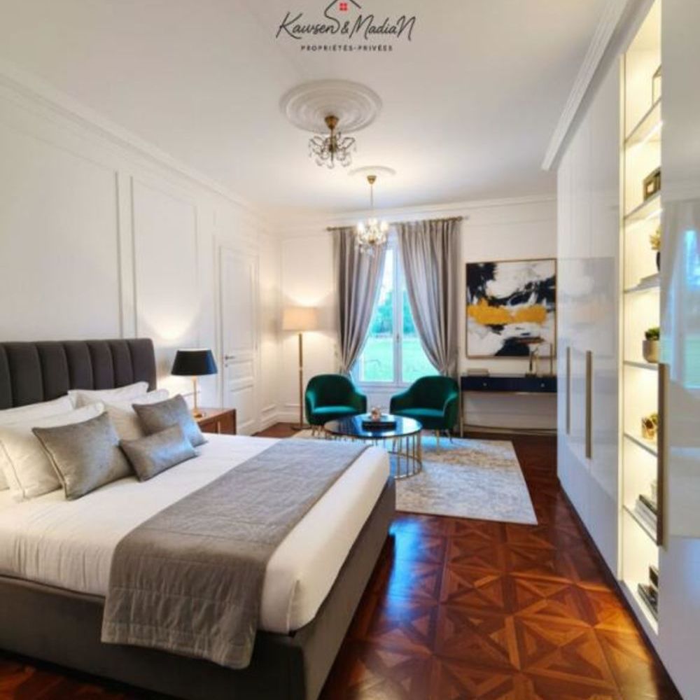 � vendre  Villa Yvrac (33370)