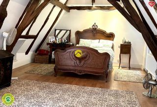  Maison � vendre 10 pi�ces 180 m�