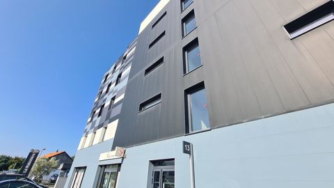 Bureau 125000 44800 Saint herblain