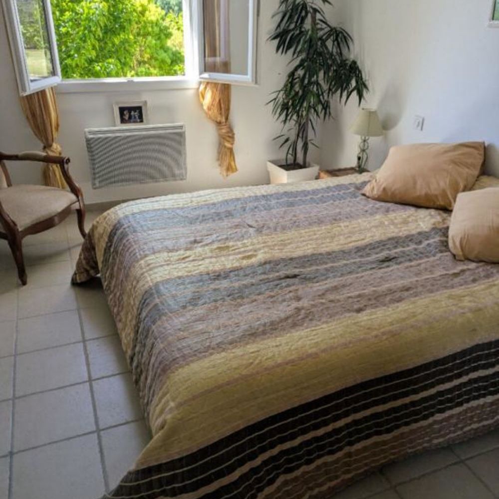 � vendre  Maison Valensole (04210)