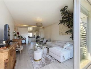  Appartement � vendre 3 pi�ces 67 m�