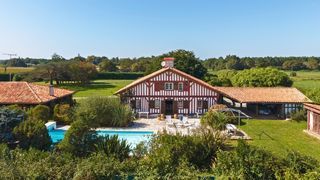  Propri�t�/ch�teau � vendre 6 pi�ces 265 m�