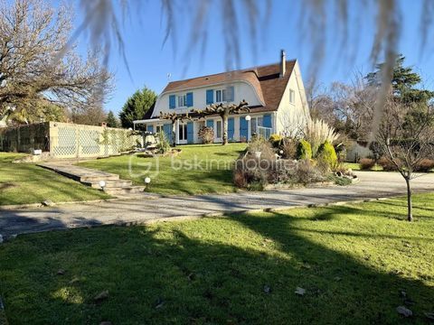   Maison familiale avec piscine sur terrain arbor� de 2 570 m� � Eyjeaux (87220) Maison - 7 pi�ce(s) - 168 m�